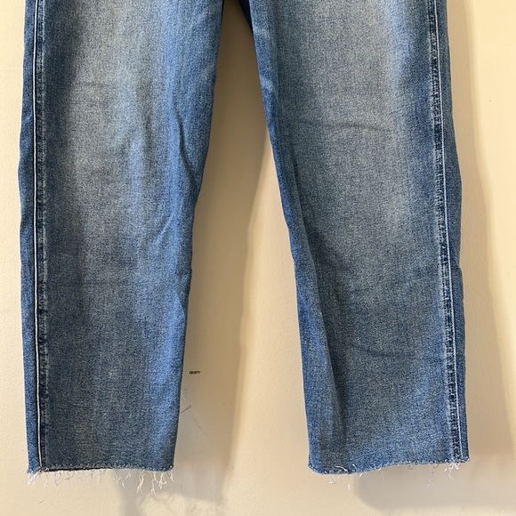 Hollister Ultra High Rise Straight Leg Raw Hem Denim Jeans Size 30 - Picture 3 of 10